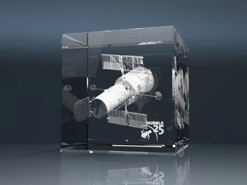 3D Glaswürfel mit individueller Lasergravur im hochwertigen Kristallglas