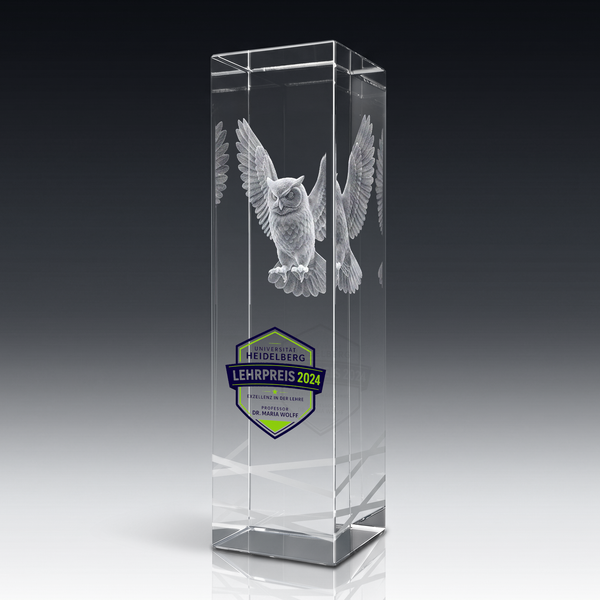 Trophy ROYAL in crystal glass – customisable award, product view 4
