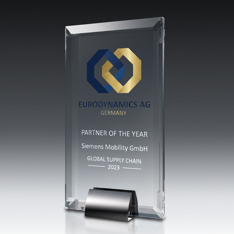 Trophy METRIX aus Kristallglas – personalisierbarer Award, Produktansicht 1