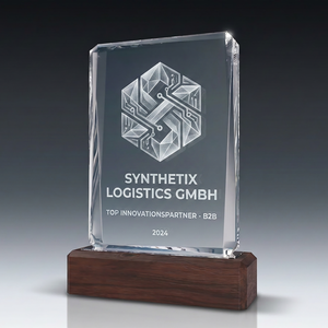 Trophy-WOODEN FACETTE aus Kristallglas – personalisierbarer Award, Produktansicht 1