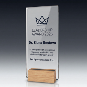 Trophy-WOODEN STAND aus Kristallglas – personalisierbarer Award, Produktansicht 3
