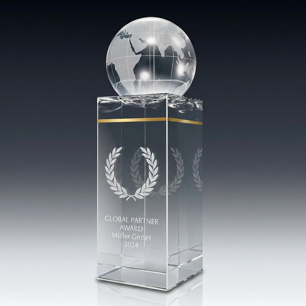 Trophy WORLD CHAMPION aus Kristallglas – personalisierbarer Award, Produktansicht 2